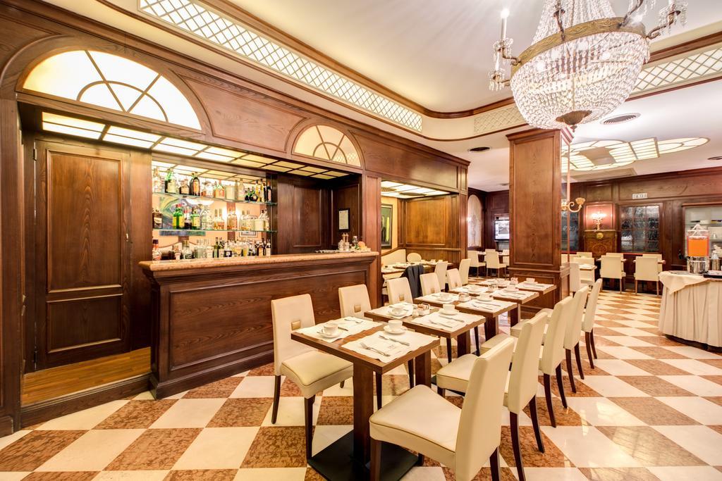 Hotel Romana Residence - Milan — Photos 1